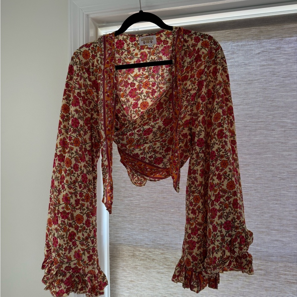 Gardenbelle Shop Simona Bell Sleeve Wrap Top Tie Front One Size Plus 70s 60s - Picture 3 of 4